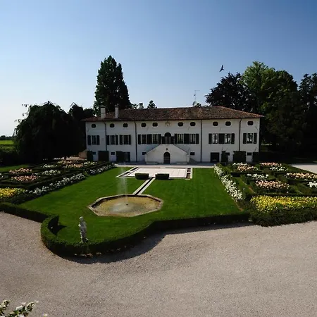 Country house Borgo Dei Conti Della Torre Morsano al Tagliamento
